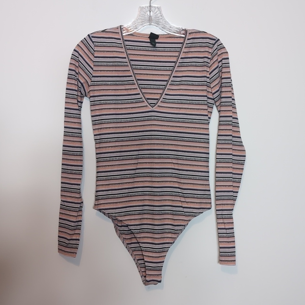 Wild Fable Pink Stripe V Neck Long Sleeve Bodysuit Shirt